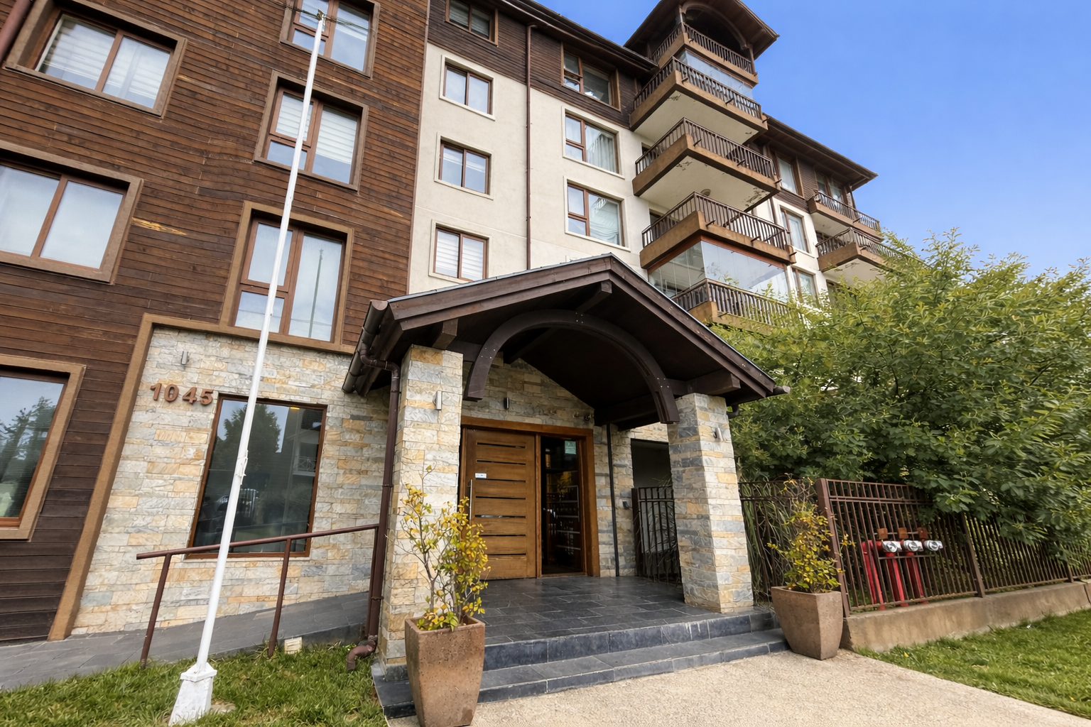 31B1D2FB-8C3B-4F57-A5E0-20BA2D649336 (1)