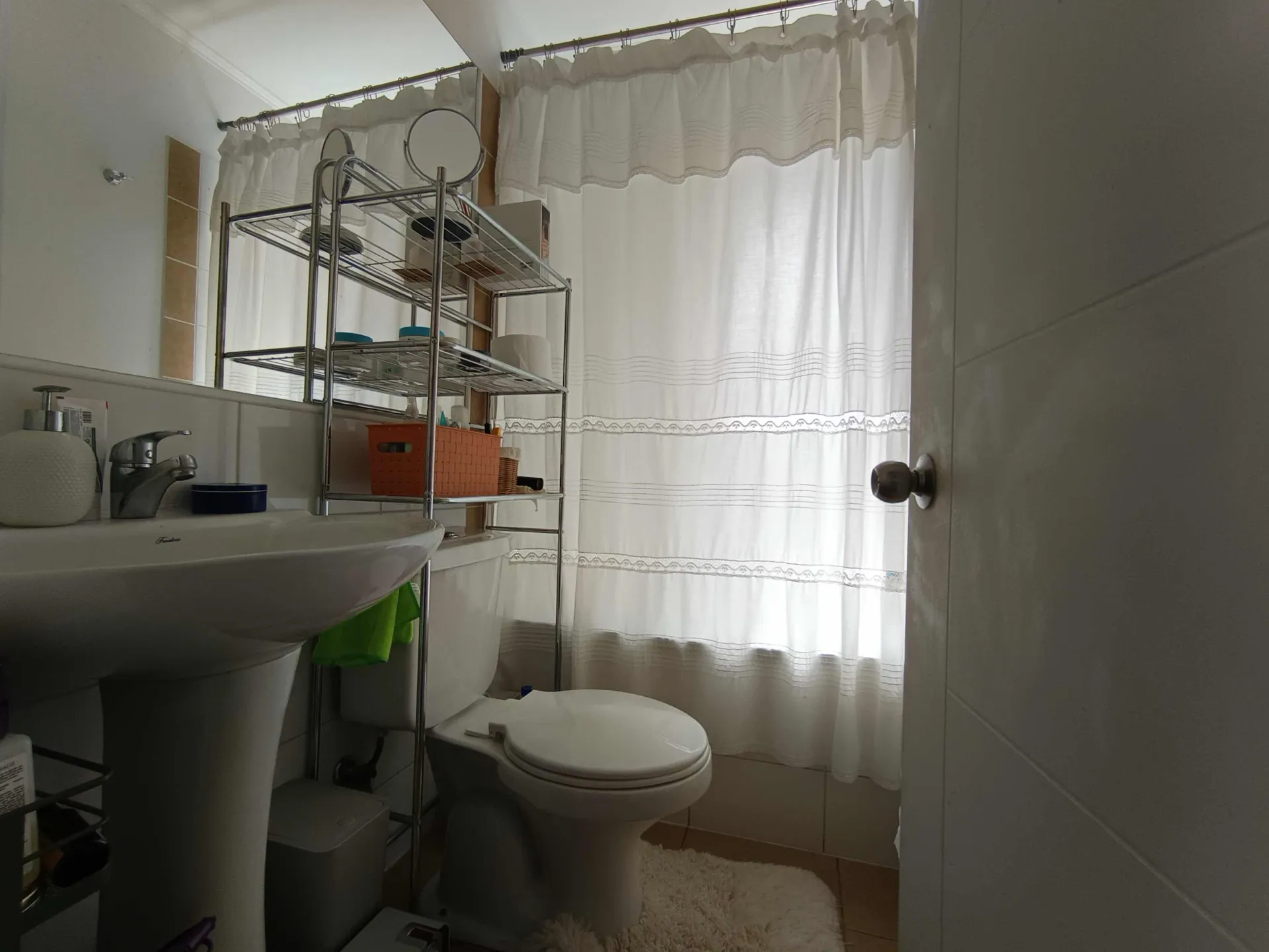 Casa En Tranquilo Barrio 13